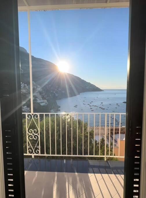 Queen View Apartment - No Kitchen Positano Bagian luar foto